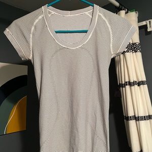 Swiftly Tech Short Sleeve Shirt